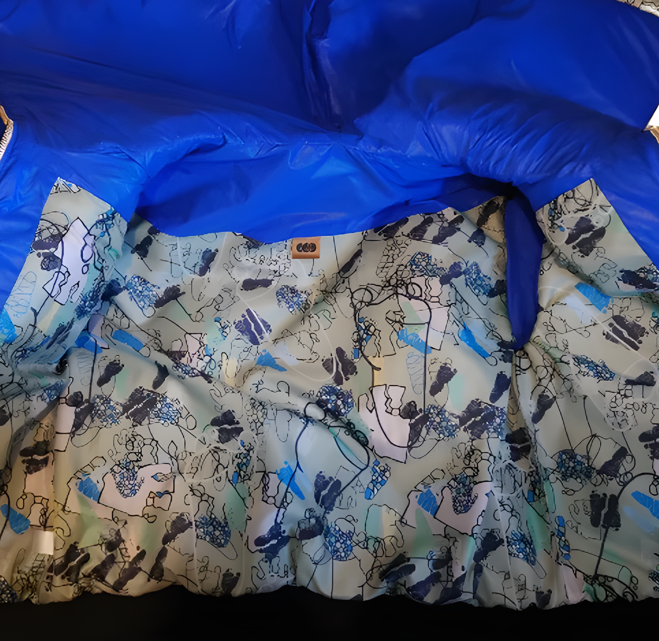 Wu Blue Snooded Puffer